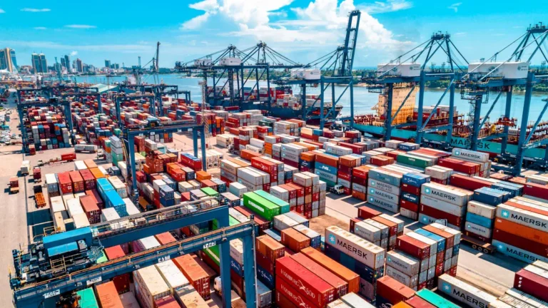 Why We Need Container Desiccants for Safe Shipping